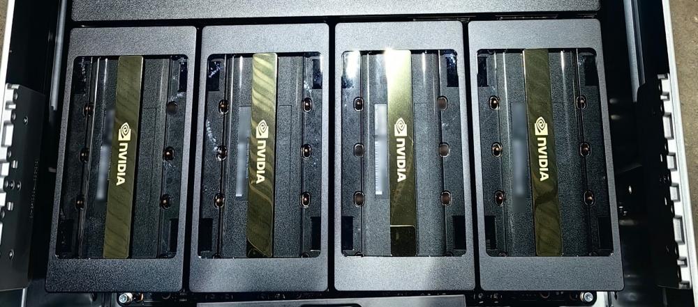 Новый мощный сервер для задач ИИ уже у нашего заказчика!